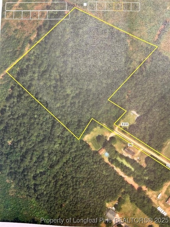Pine Log And Coleman Road Lumberton, NC 28360 - Photo 1 of 1 a bathroom with a bathtub