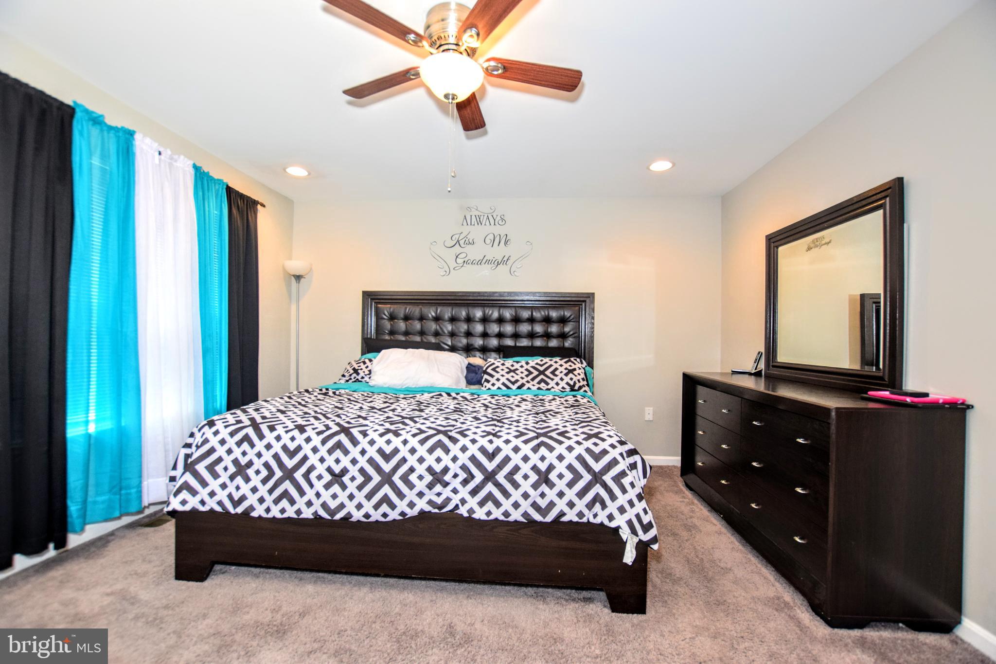 312 Laburnum Road Edgewood, MD 21040 - Photo 14 of 25 Spacious Master BR w/ Walk in Closet, Full BA!