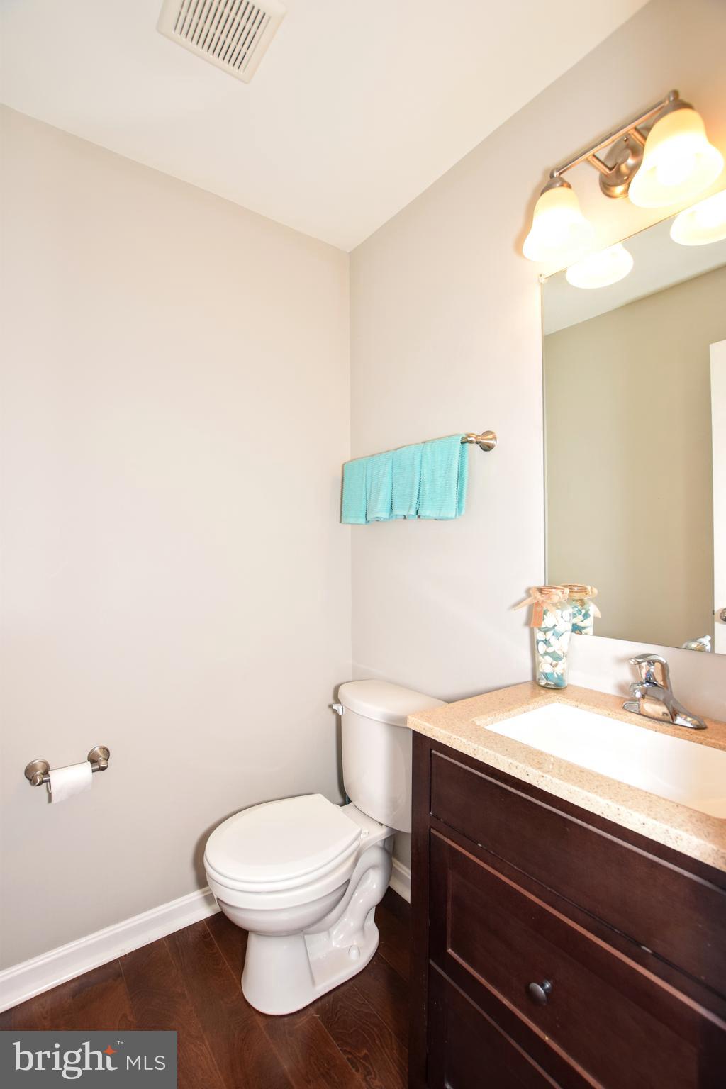 312 Laburnum Road Edgewood, MD 21040 - Photo 5 of 25 Main Level Powder Rm