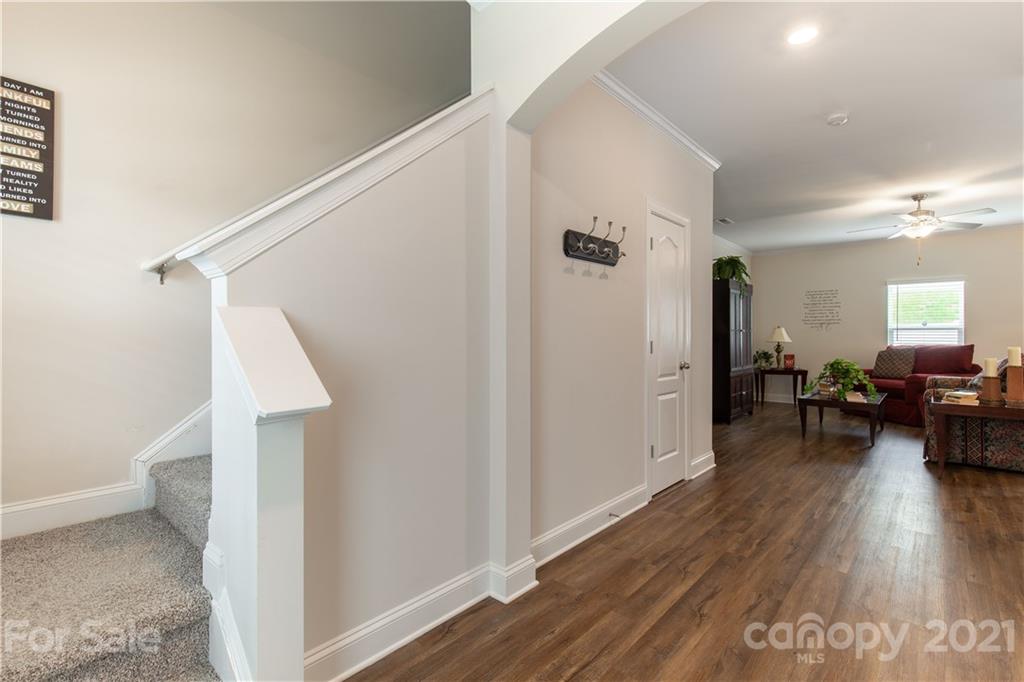 1162 Pecan Ridge Road Fort Mill, SC 29715 - Photo 5 of 22 Gallery Image 5