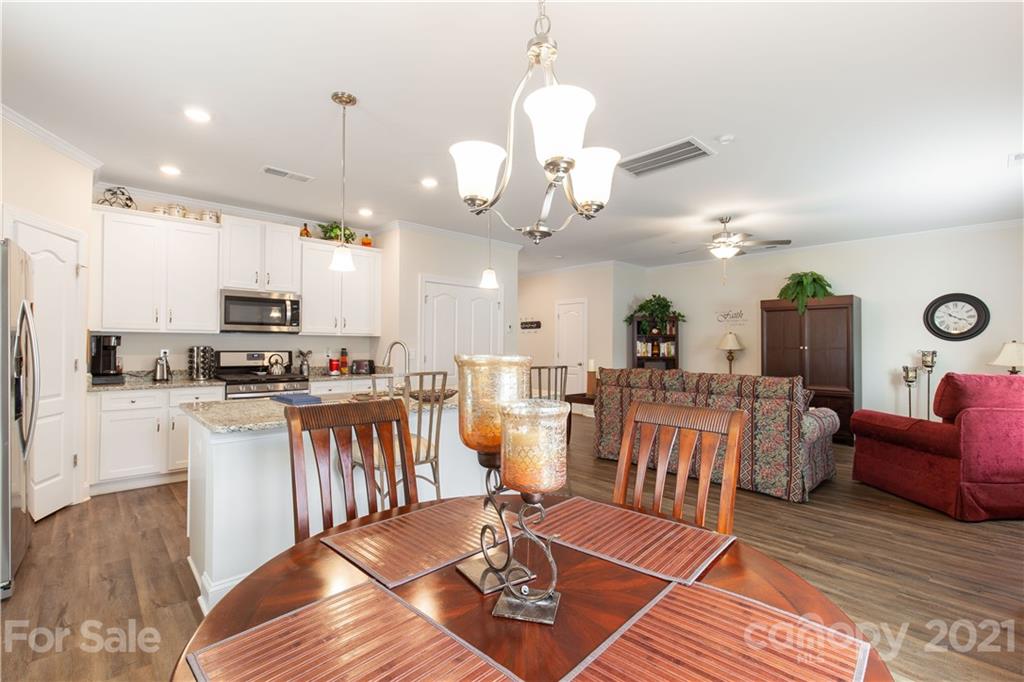 1162 Pecan Ridge Road Fort Mill, SC 29715 - Photo 9 of 22 Gallery Image 9