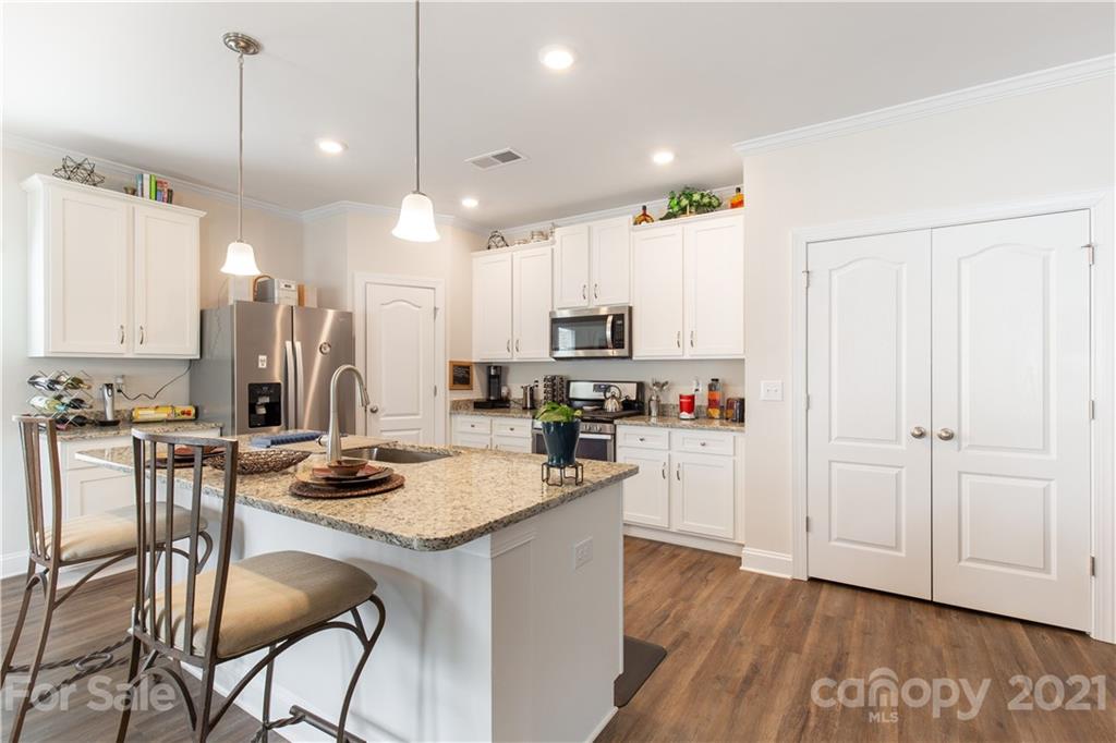 1162 Pecan Ridge Road Fort Mill, SC 29715 - Photo 10 of 22 Gallery Image 10