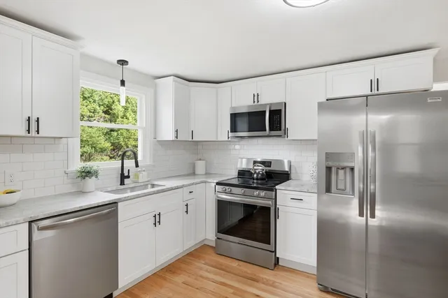 $389,000 | 61 Clarence Street, West Springfield, MA 01089