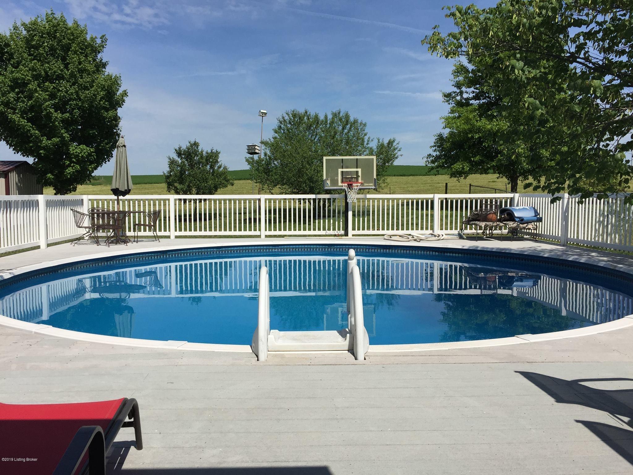 876 Eminence Road Eminence, KY 40019 - Photo 7 of 93 FUN!!!