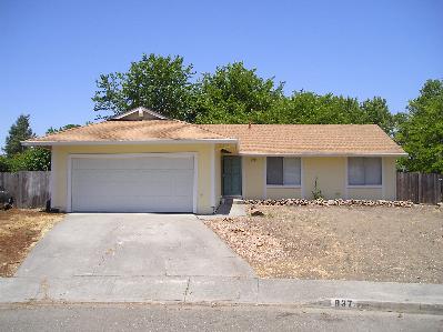 837 Loadstone Court Rohnert Park, CA 94928 - Photo 1 of 3 Gallery Image 1