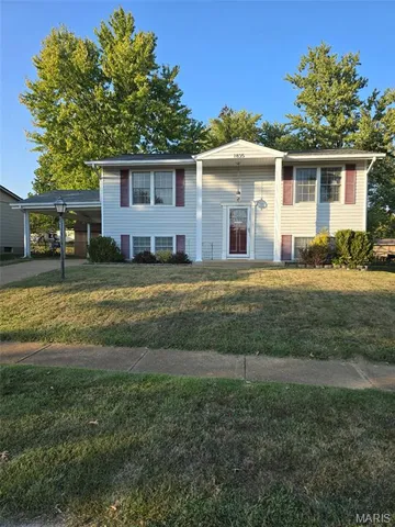 $289,000 | 1835 San Pedro Lane, Fenton, MO 63026