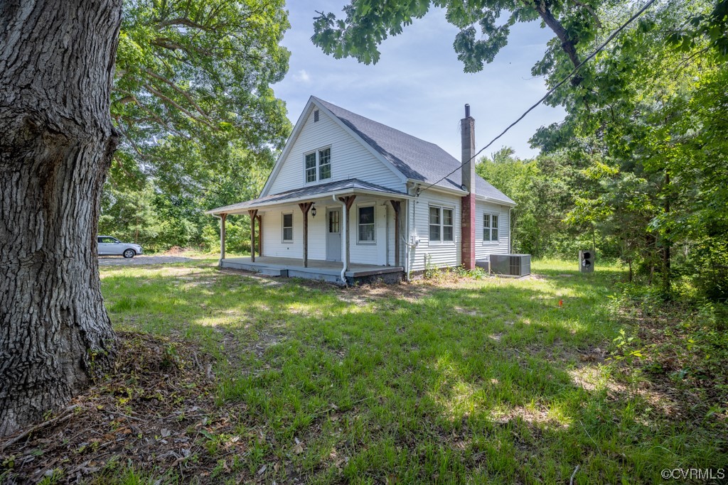 1710 Indian Oak Road Crewe, VA 23930 - Photo 3 of 28 Gallery Image 3