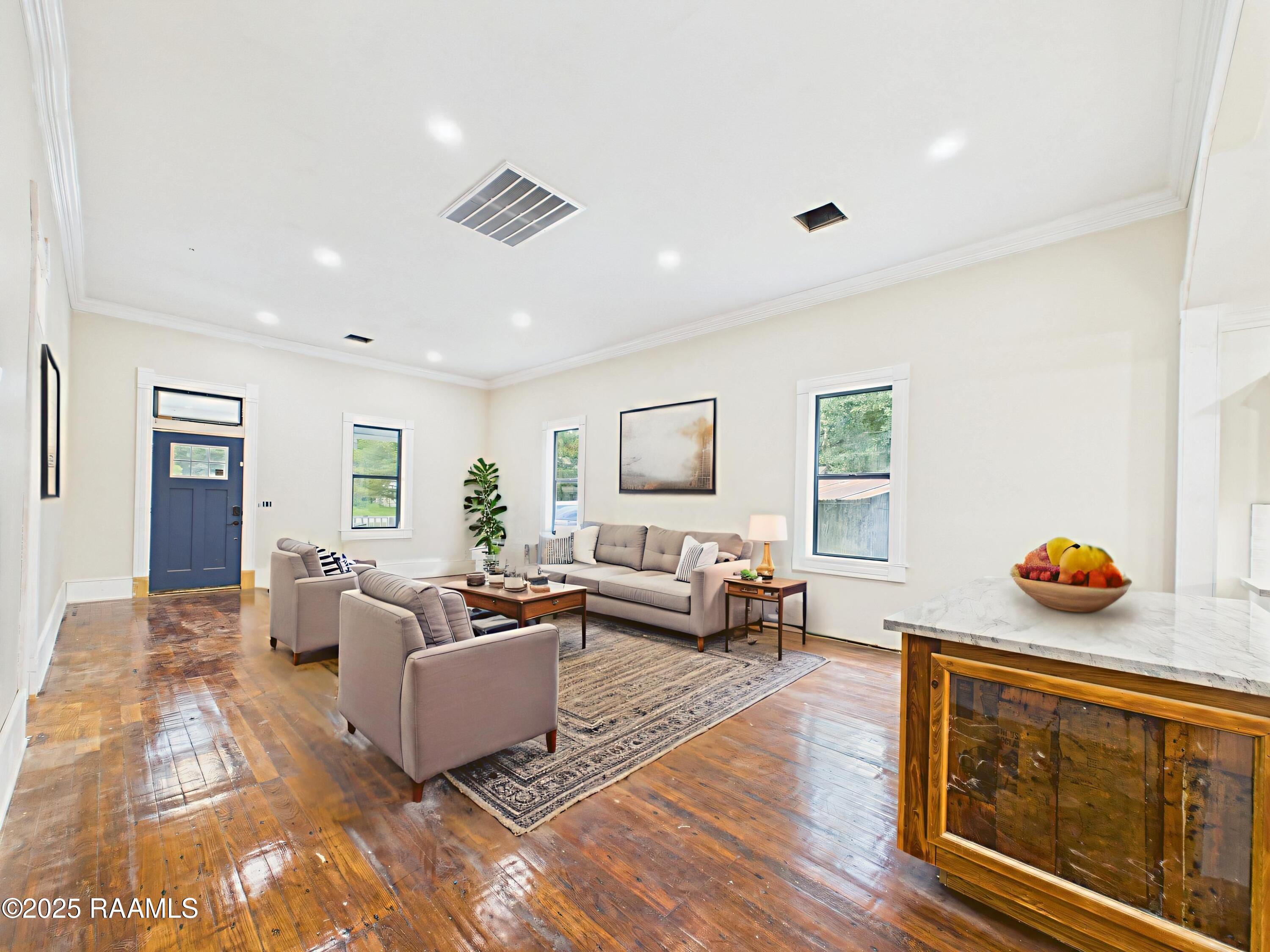 6011 Youngsville Road New Iberia, LA 70560 - Photo 11 of 50 CAM03866G0-PR0092-STILL031 - 0 (1)