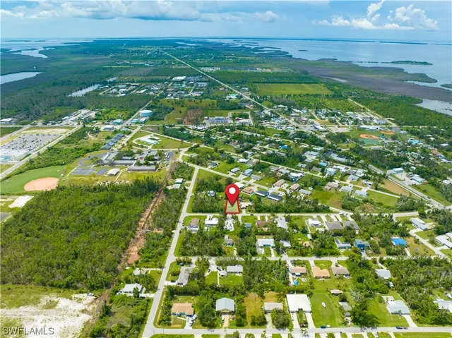a view of yard with swimming pool