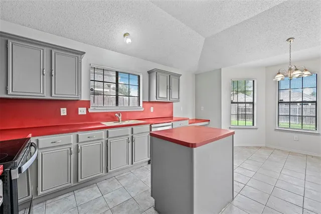 $2,300 | 2338 Stillwater Drive, Mesquite, TX 75181