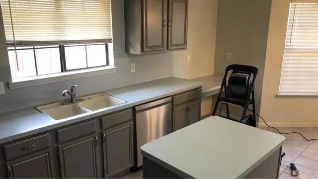 $2,300 | 2338 Stillwater Drive, Mesquite, TX 75181