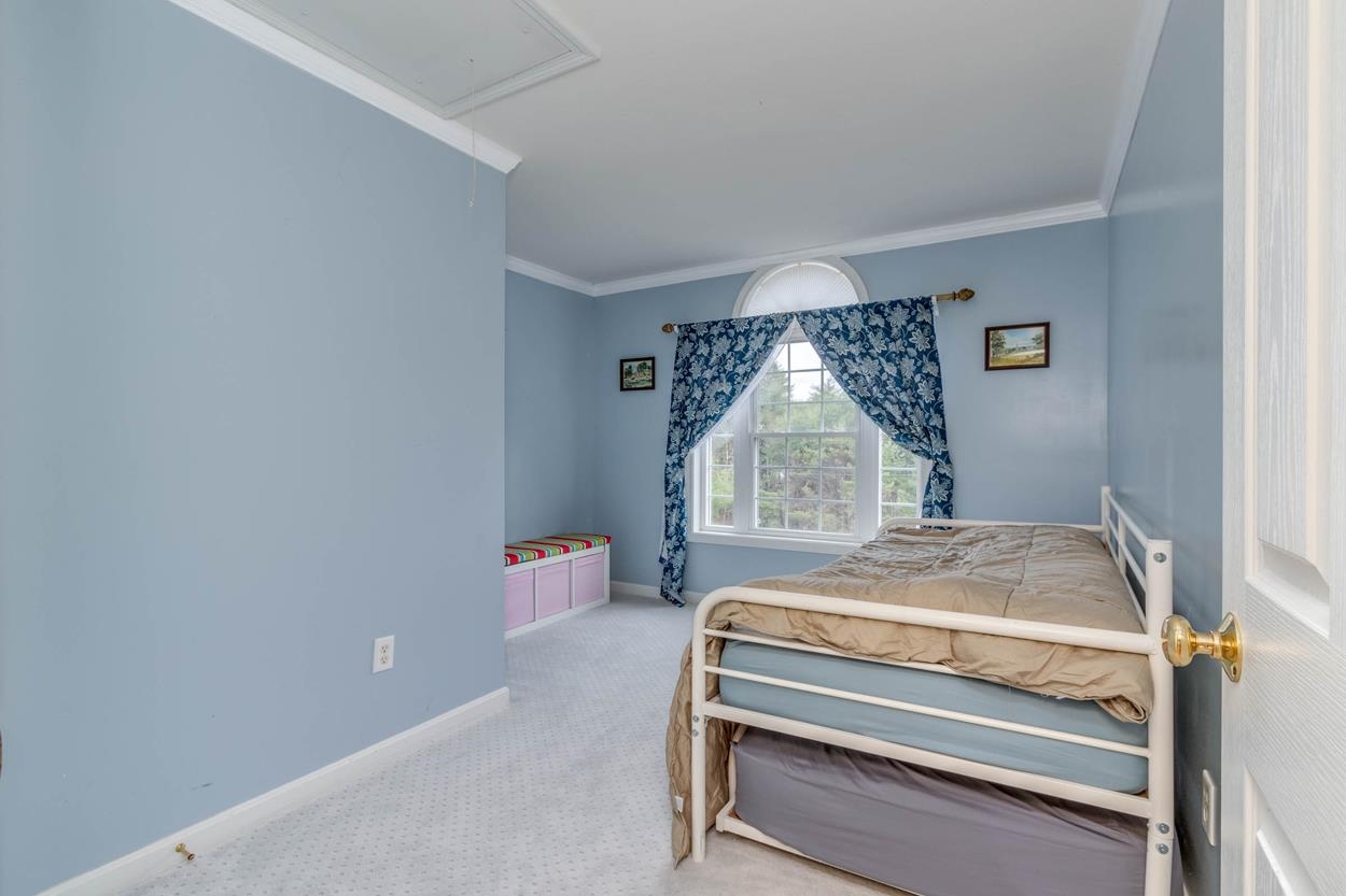 51 Raymond Road Deerfield, NH 03037 - Photo 24 of 34
