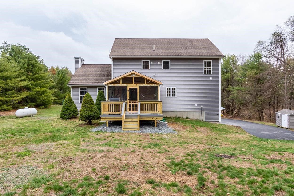 51 Raymond Road Deerfield, NH 03037 - Photo 33 of 34