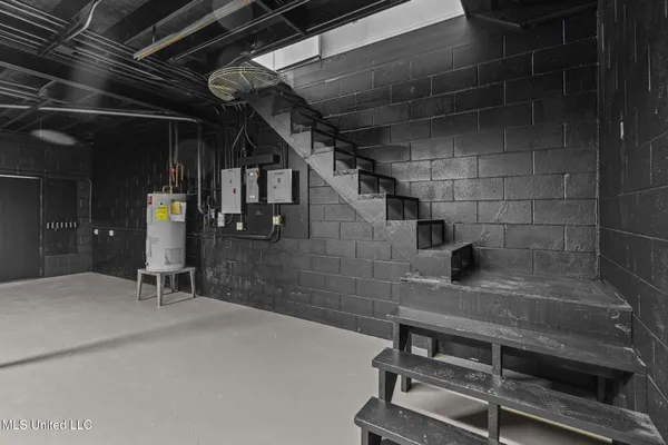 $230,000 | 18285 Midway Road, Terry, MS 39170