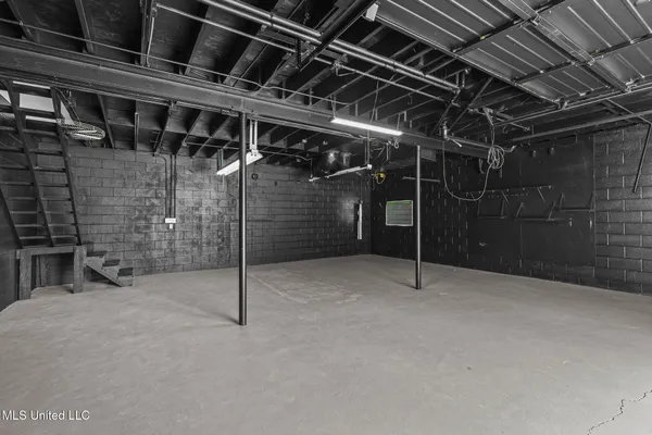 $230,000 | 18285 Midway Road, Terry, MS 39170