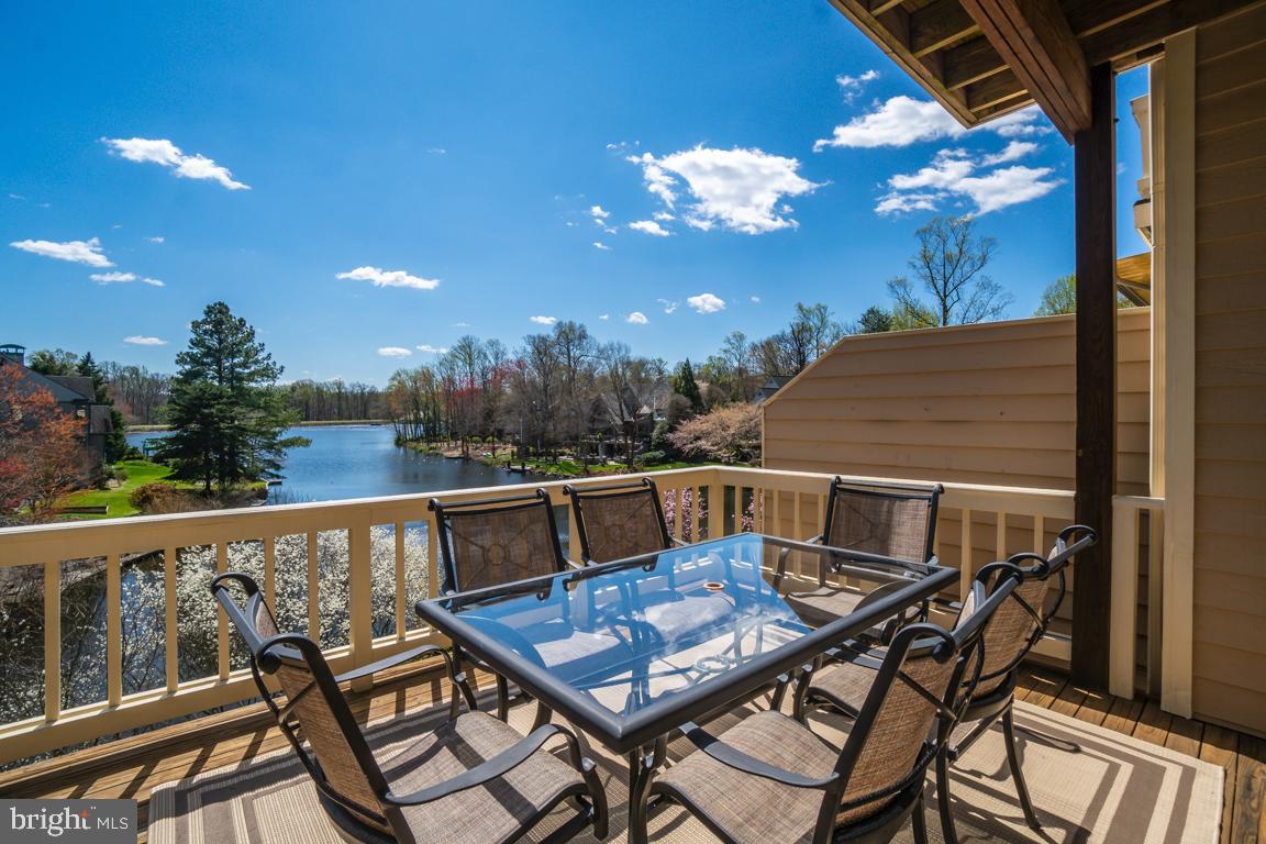 11512 Hemingway Drive Reston, VA 20194 - Photo 15 of 40 Gallery Image 15