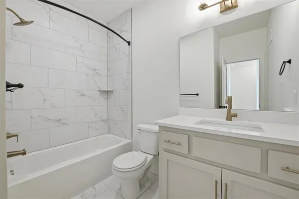 $534,900 | 11802 East 231st Street, Peculiar, MO 64078