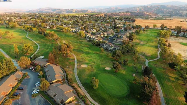 $450,000 | 23875 Marshall Way, Twain Harte, CA 95383