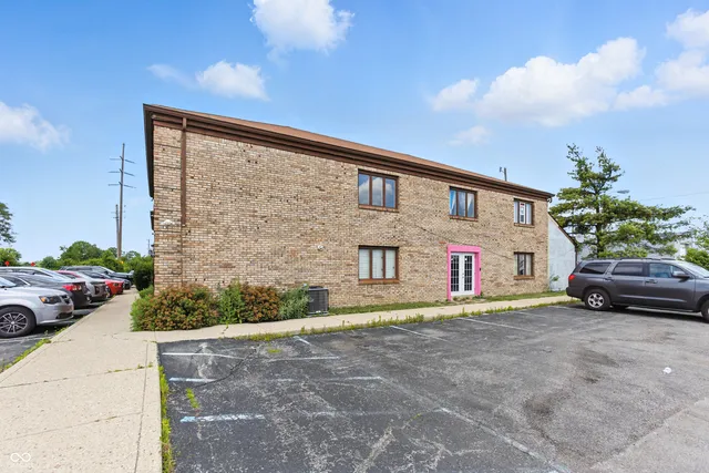 $1,999,900 | 8553 Bash Street, Indianapolis, IN 46250