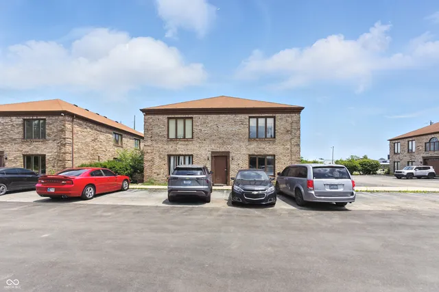 $1,999,900 | 8553 Bash Street, Indianapolis, IN 46250