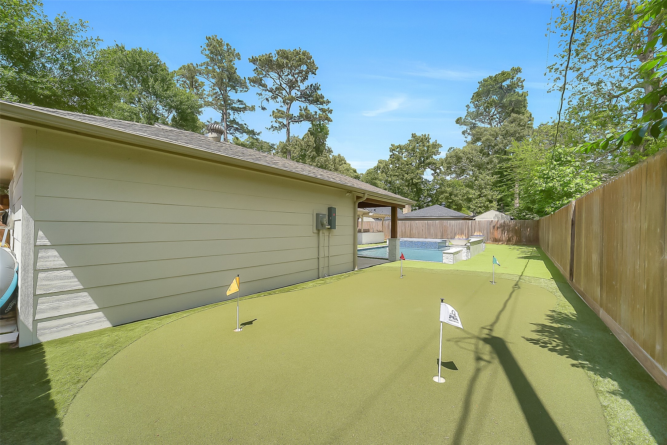 9519 Oxted Lane Spring, TX 77379 - Photo 33 of 40 a view of a backyard