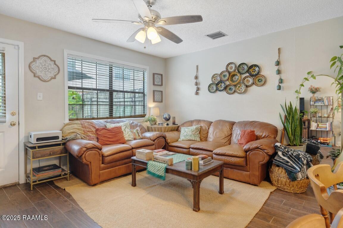 110 South St Pierre Street Broussard, LA 70518 - Photo 6 of 18 110 S Pierre Broussard-5