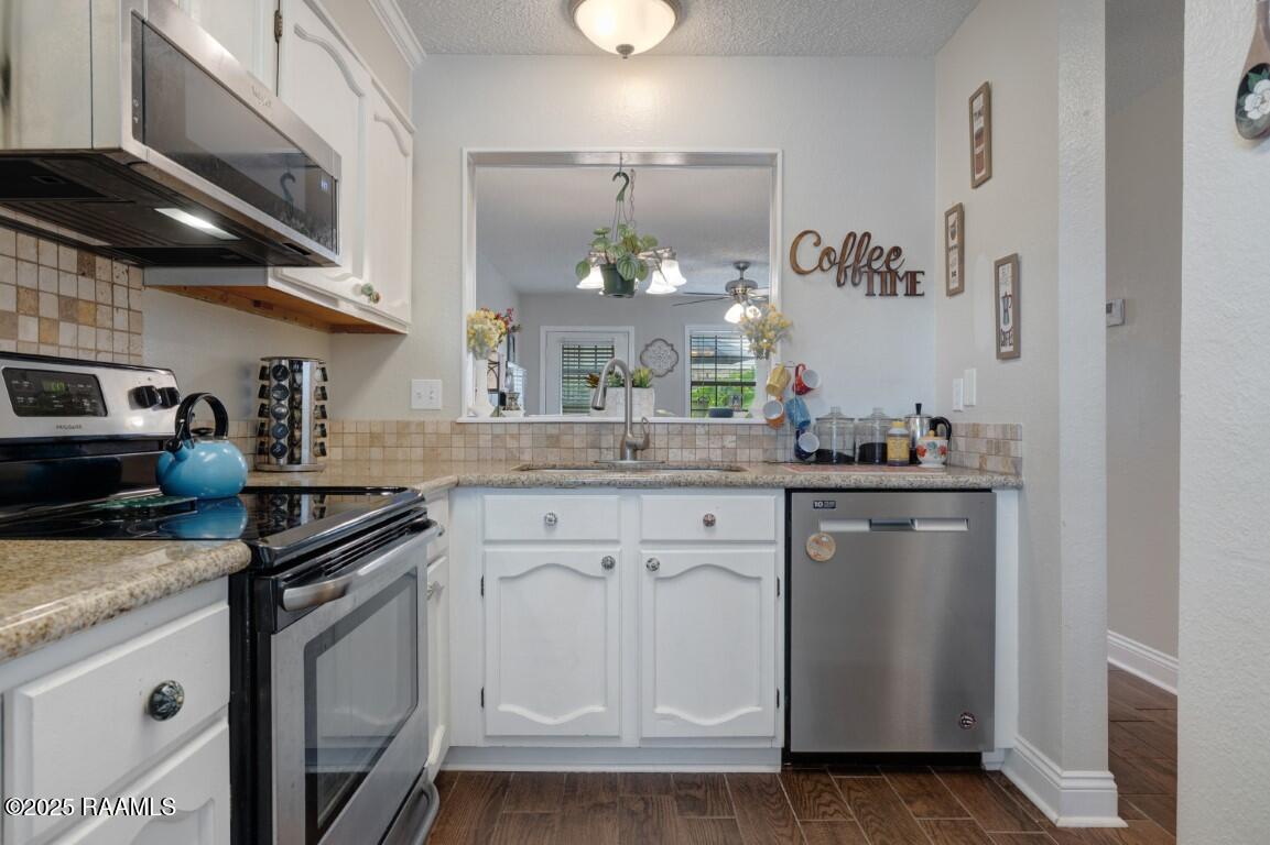 110 South St Pierre Street Broussard, LA 70518 - Photo 8 of 18 110 S Pierre Broussard-7