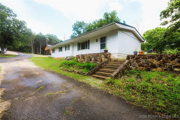 $250,000 | 210 Irish Hill Drive, Camdenton, MO 65020