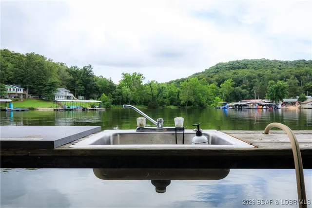 $250,000 | 210 Irish Hill Drive, Camdenton, MO 65020