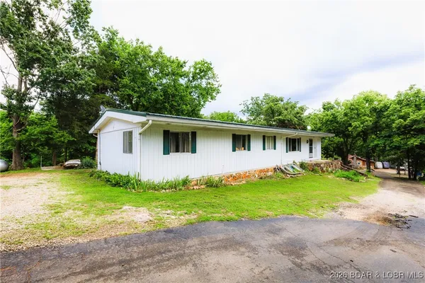 $225,000 | 210 Irish Hill Drive, Camdenton, MO 65020