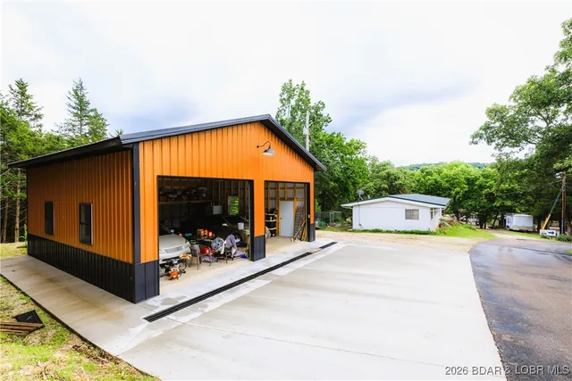 $250,000 | 210 Irish Hill Drive, Camdenton, MO 65020