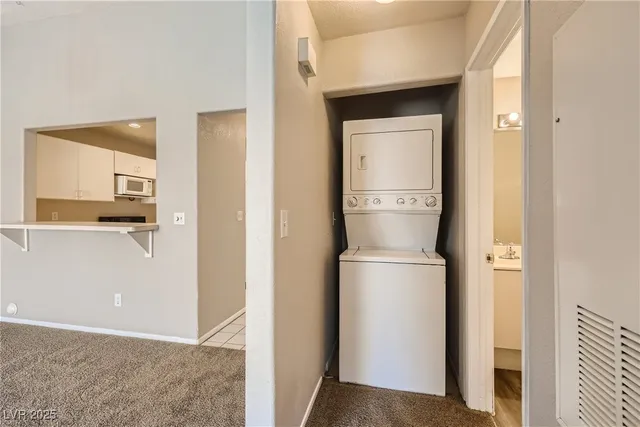 $1,175 | 5000 Red Rock Street, Unit 309, Las Vegas, NV 89118