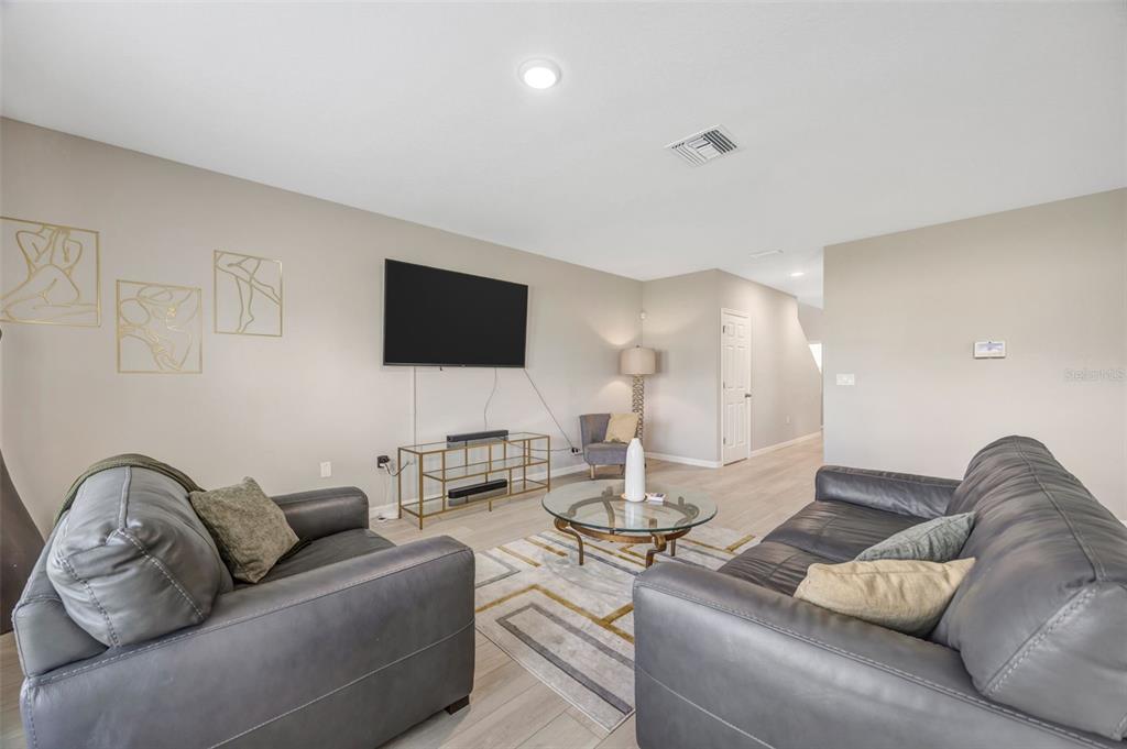 7571 Freesia Trace Wesley Chapel, FL 33545 - Photo 14 of 50