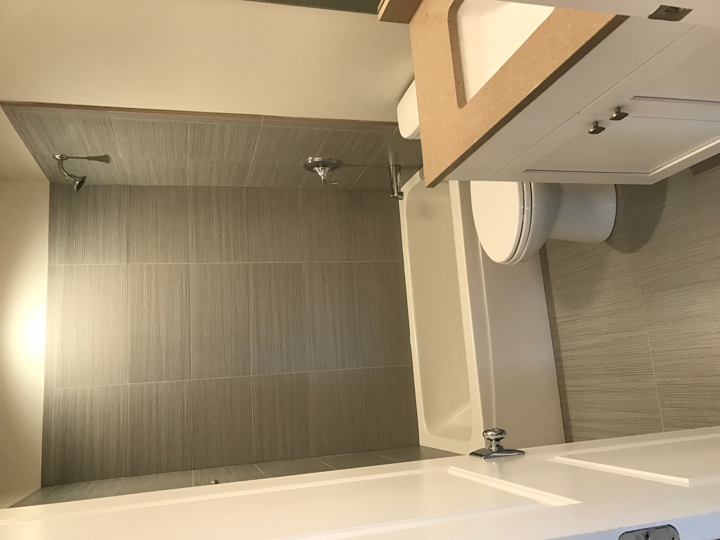 1843 West Irving Park Road, Unit 3 Chicago, IL 60613 - Photo 12 of 34 a bathroom with a shower