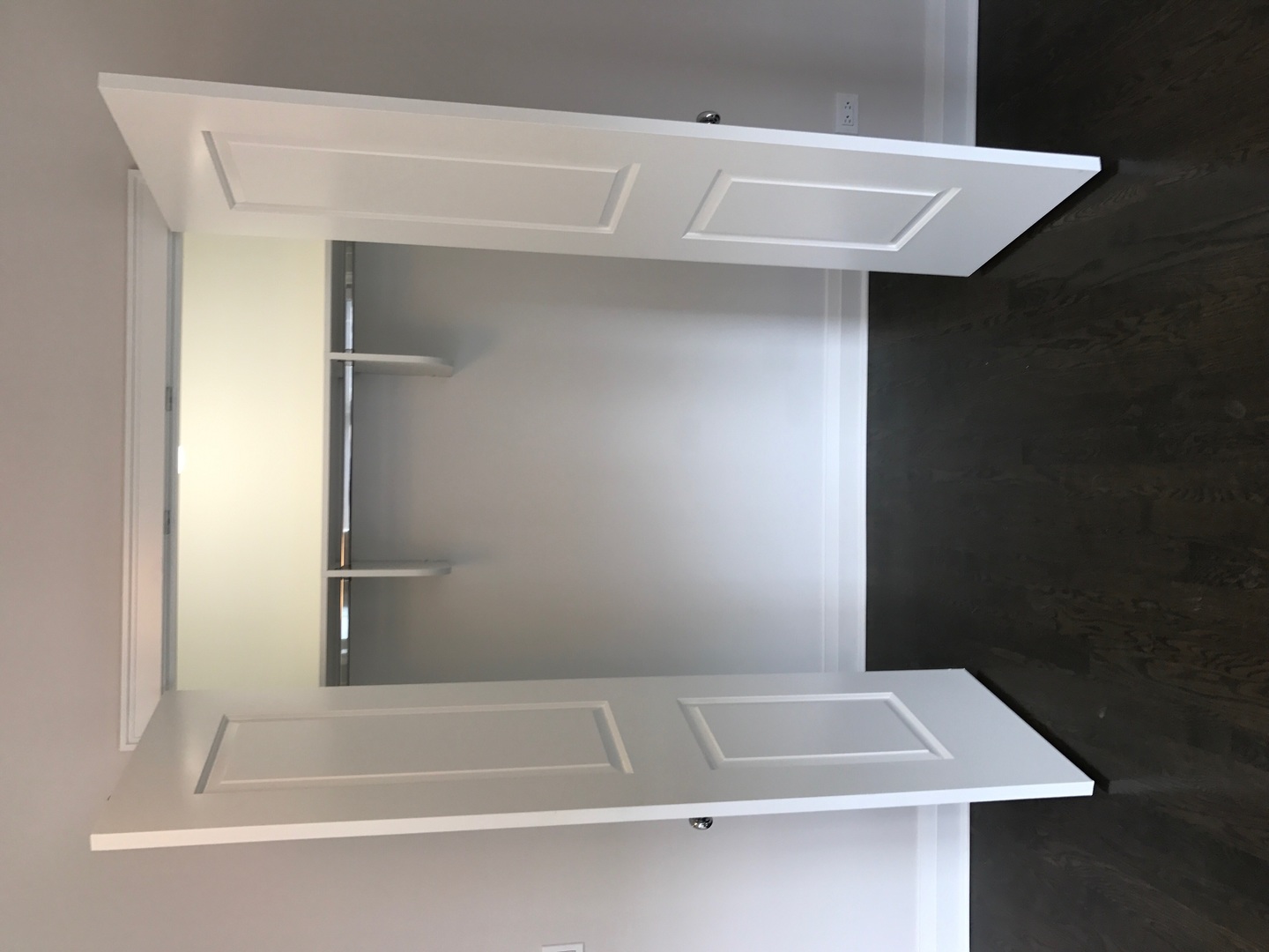 1843 West Irving Park Road, Unit 3 Chicago, IL 60613 - Photo 7 of 34 a bathroom with a bathtub