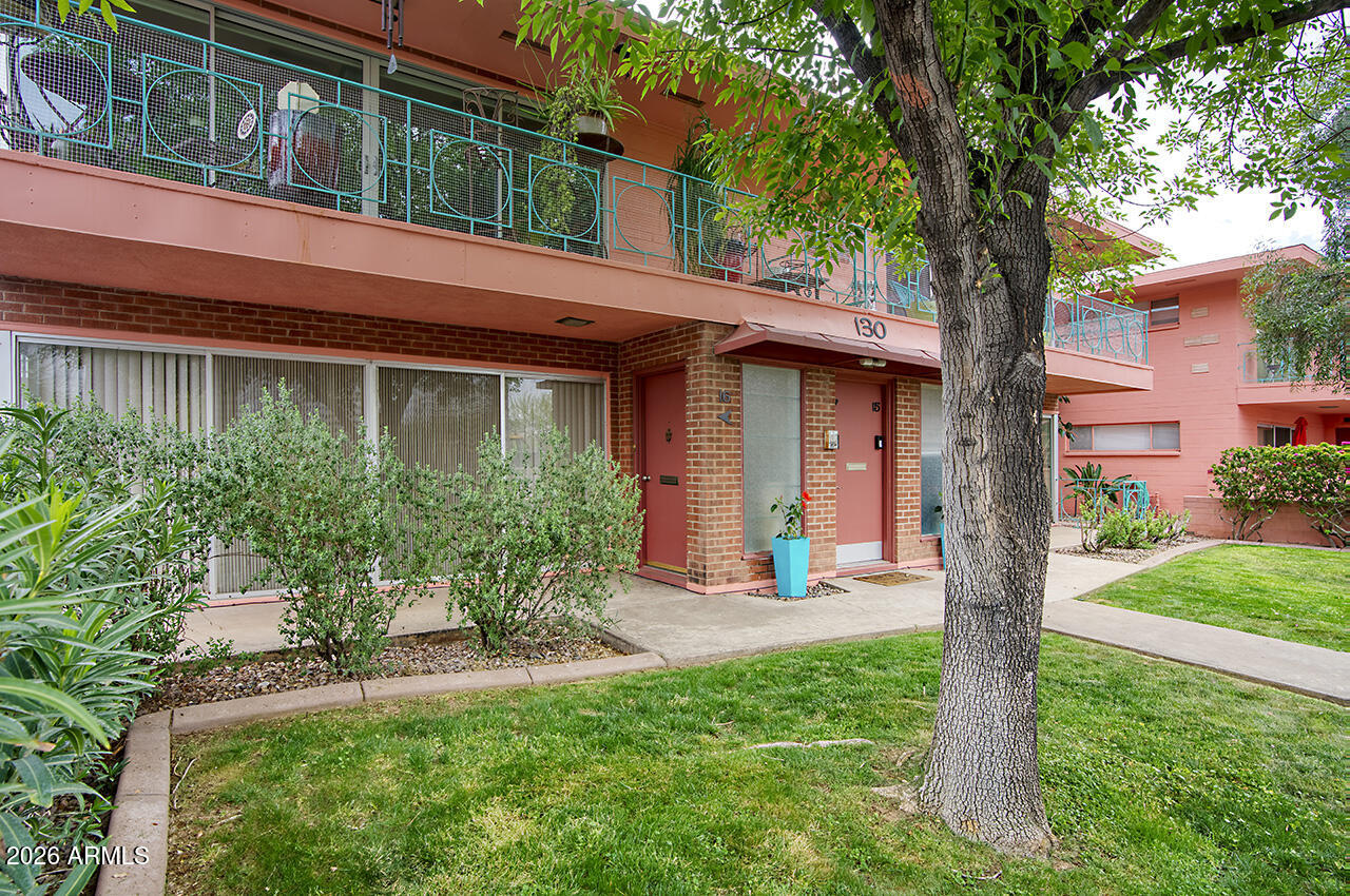 130 East Coronado Road, Unit 16 Phoenix, AZ 85004 - Photo 8 of 16 Corner