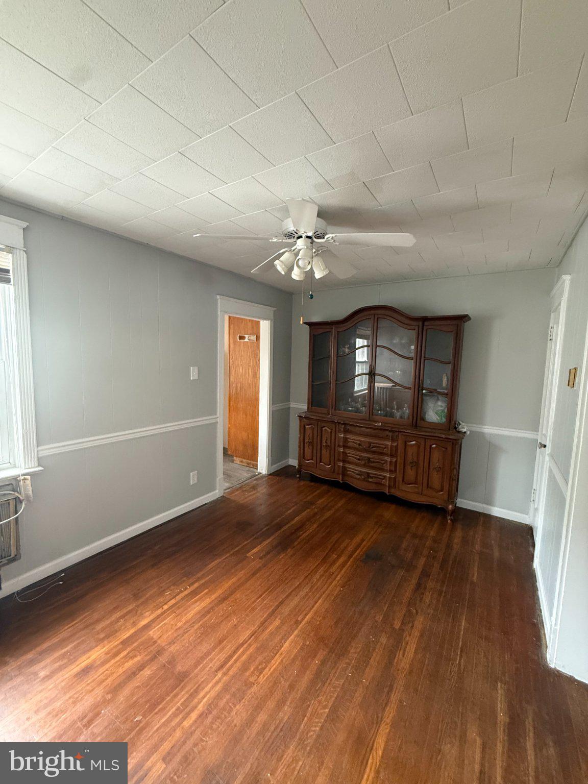 551 Timberlake Road Upper Darby, PA 19082 - Photo 4 of 15 Dining room 1