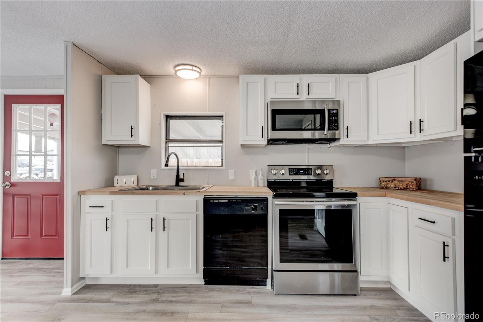 1209 30th Street Road Greeley, CO 80631 - Photo 12 of 23 Gallery Image 12