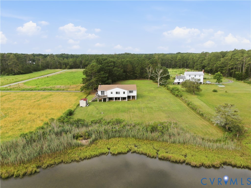 379 Piney Point Road Onemo, VA 23130 - Photo 4 of 44