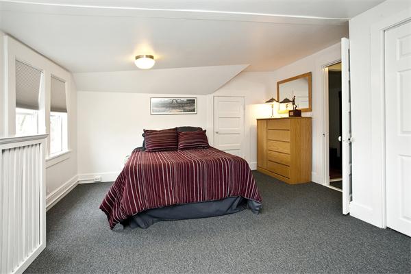 25 Ridge Road Newton, MA 02468 - Photo 23 of 29