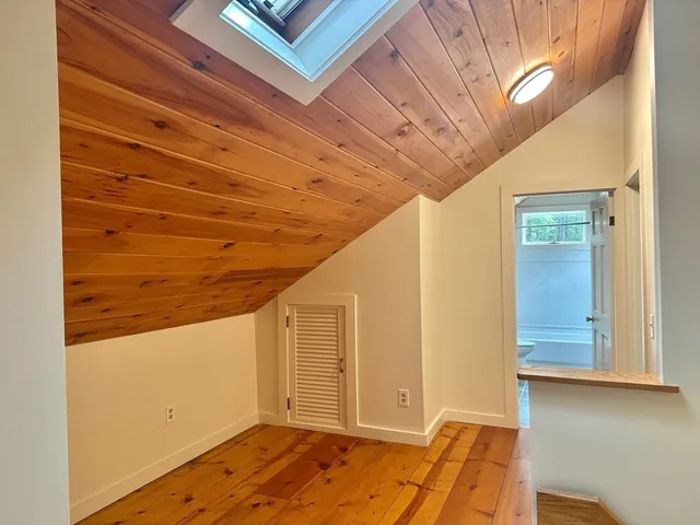 a view of an entryway