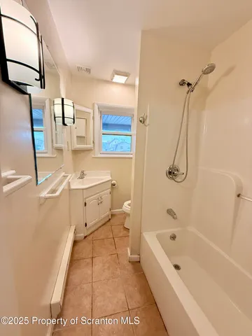 $8,400 | 1304 St Ann Street, Unit 2, Scranton, PA 18504