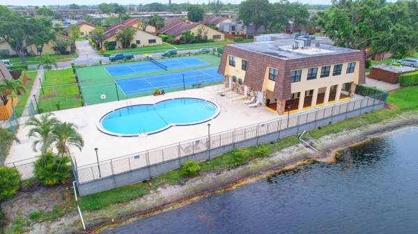 $2,350 | 484 Springdale Circle, Unit 48D, Palm Springs, FL 33461