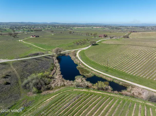 $33,000,000 | 5010 Gate 4 Road, Paso Robles, CA 93446