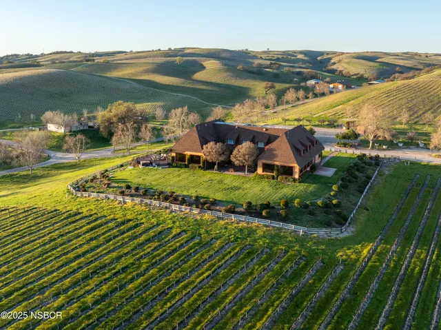$33,000,000 | 5010 Gate 4 Road, Paso Robles, CA 93446