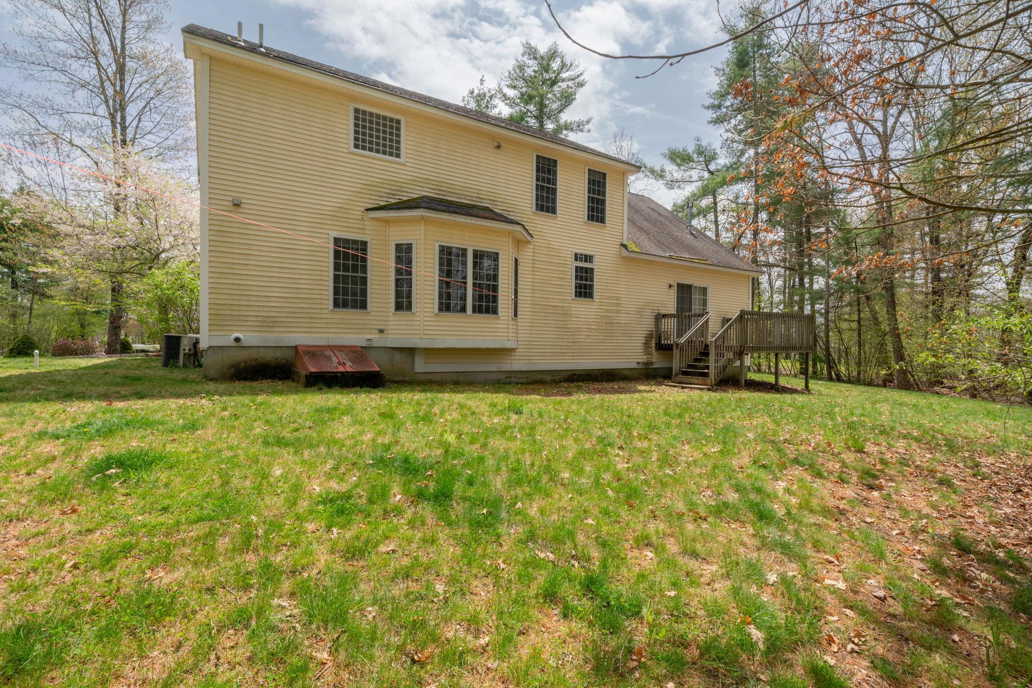 19 Sentry Road Bedford, NH 03110 - Photo 13 of 38