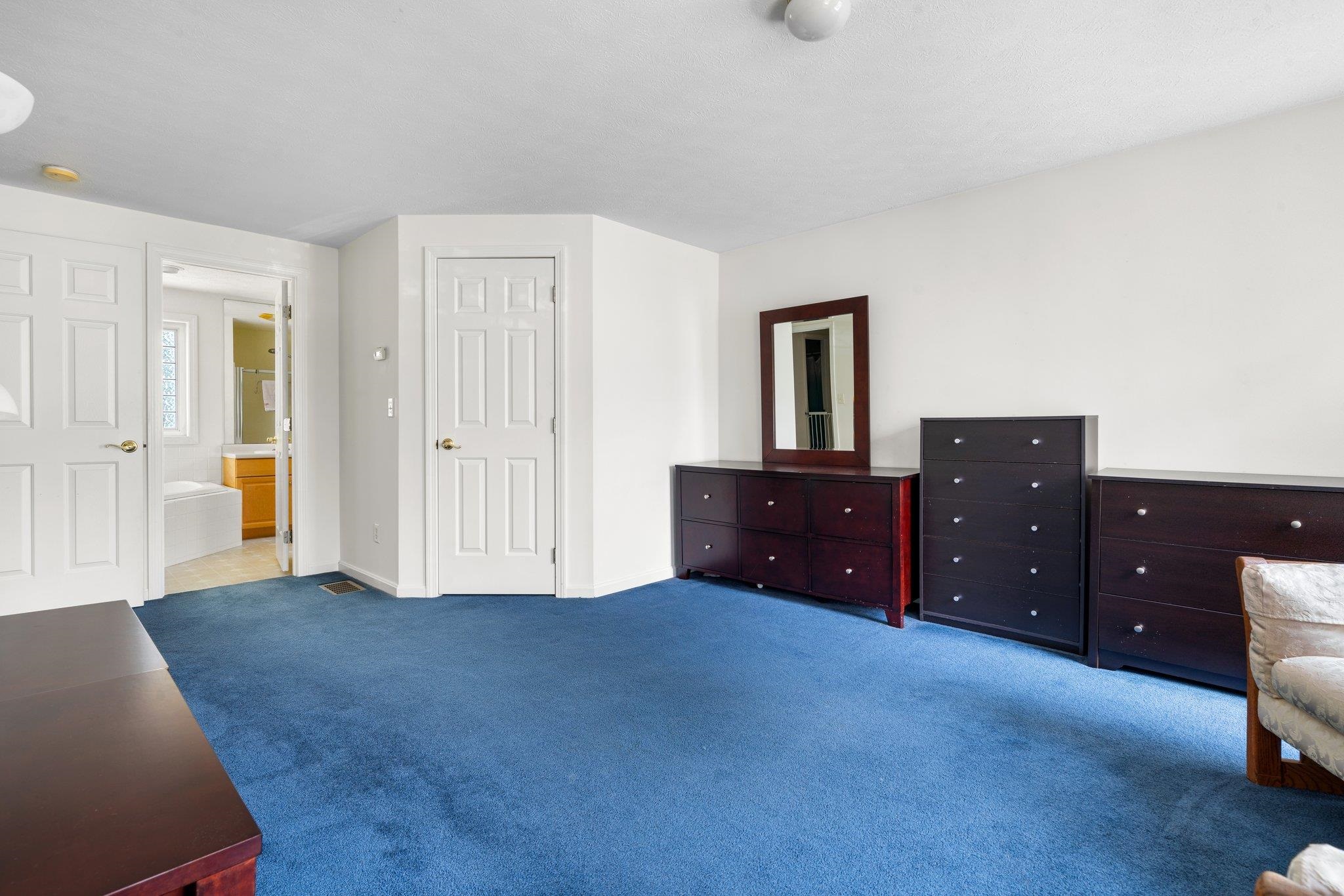 19 Sentry Road Bedford, NH 03110 - Photo 15 of 38