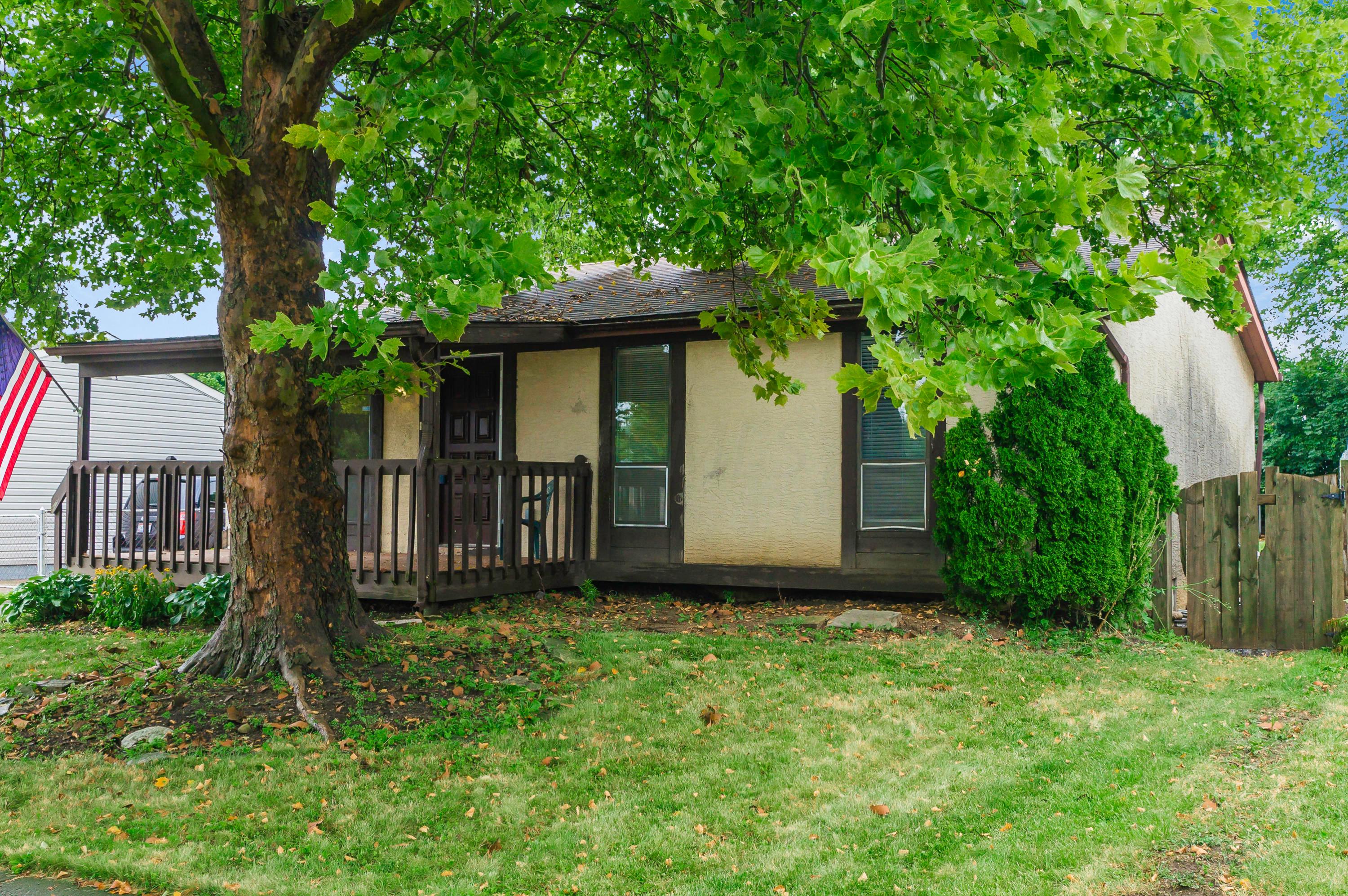 1686 Ripplebrook Road Columbus, OH 43223 - Photo 5 of 35 Gallery Image 5