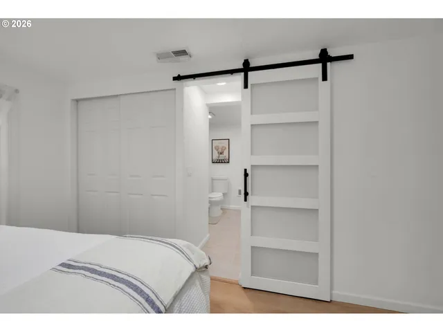 $565,000 | 36778 Shoreview Drive, Dorena, OR 97434