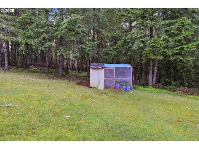 $565,000 | 36778 Shoreview Drive, Dorena, OR 97434